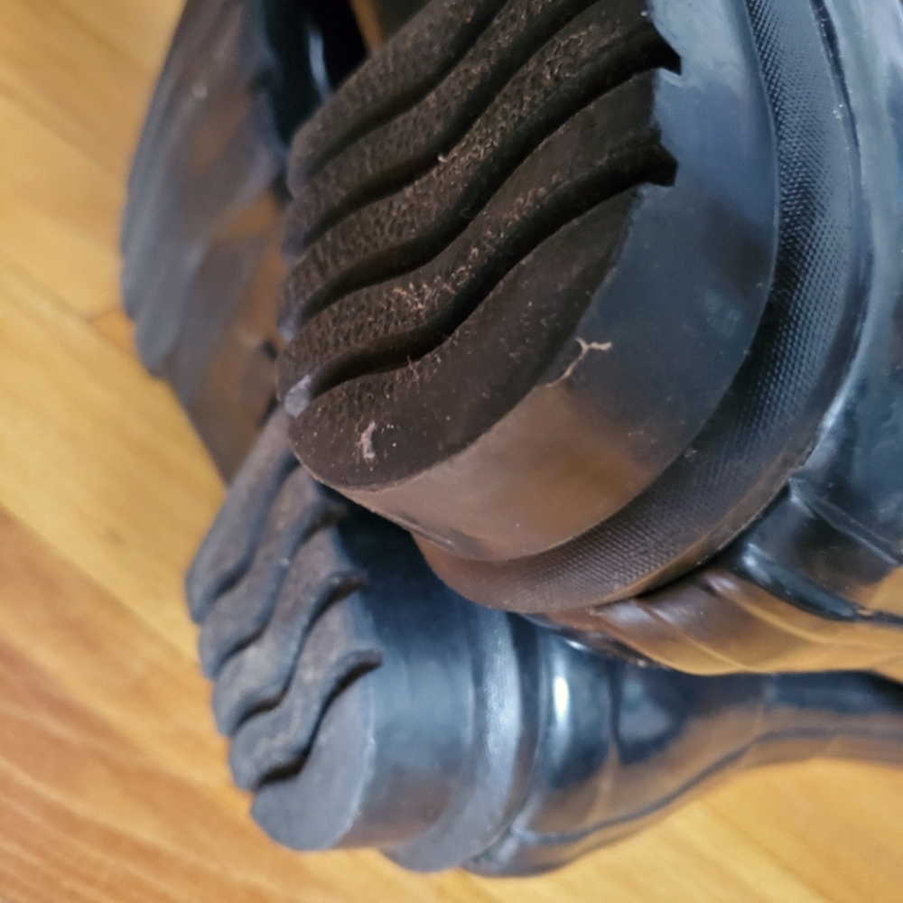 Target Rubber Rain Boots, Size 8 (Fits 8, 8.5, 9) - Picture 6 of 9